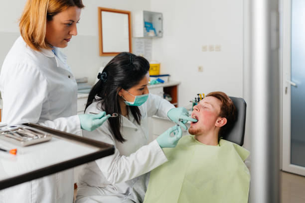 Best Emergency Tooth Extraction in Lebanon, IL